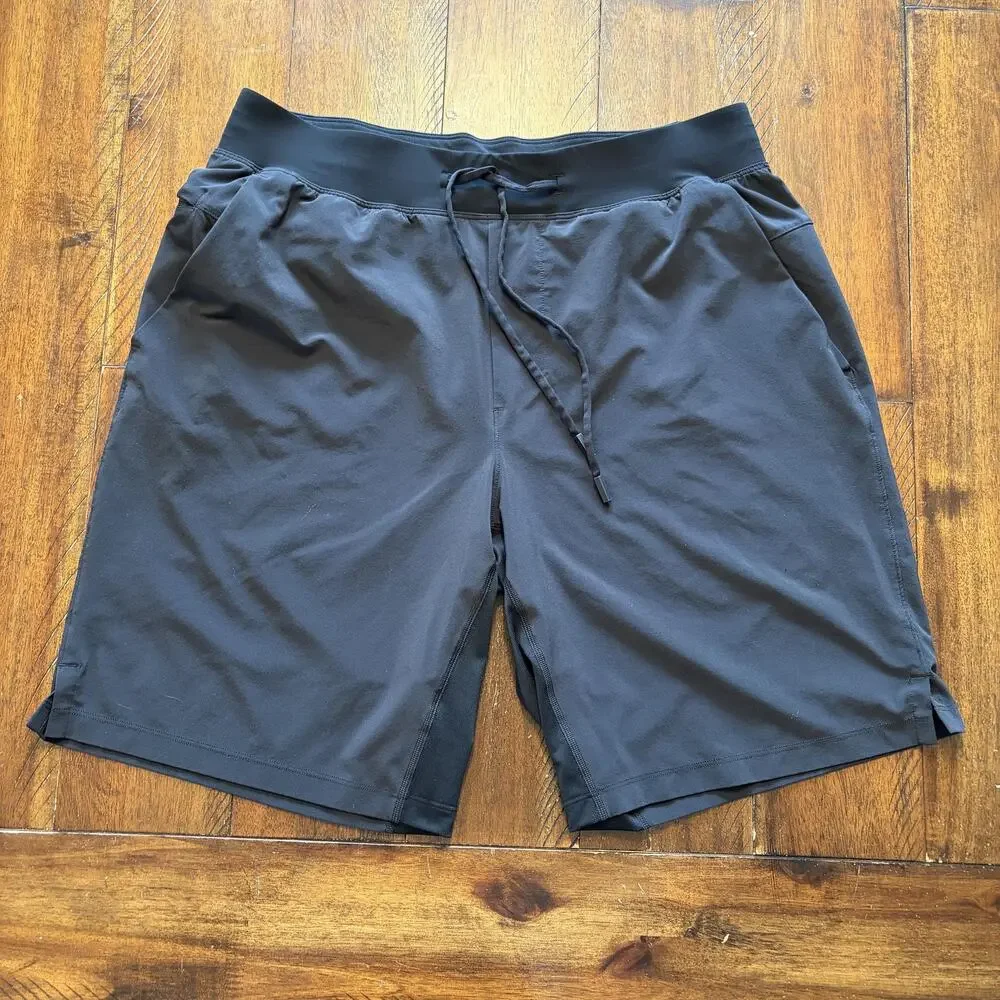 Lululemon Shorts Mens Large Black 10 Inseam Athletic Running Gym Training - Picture 2 of 11